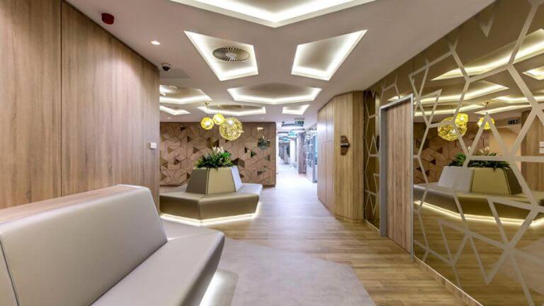 Medicare Eiffel Clinic Treatment Room